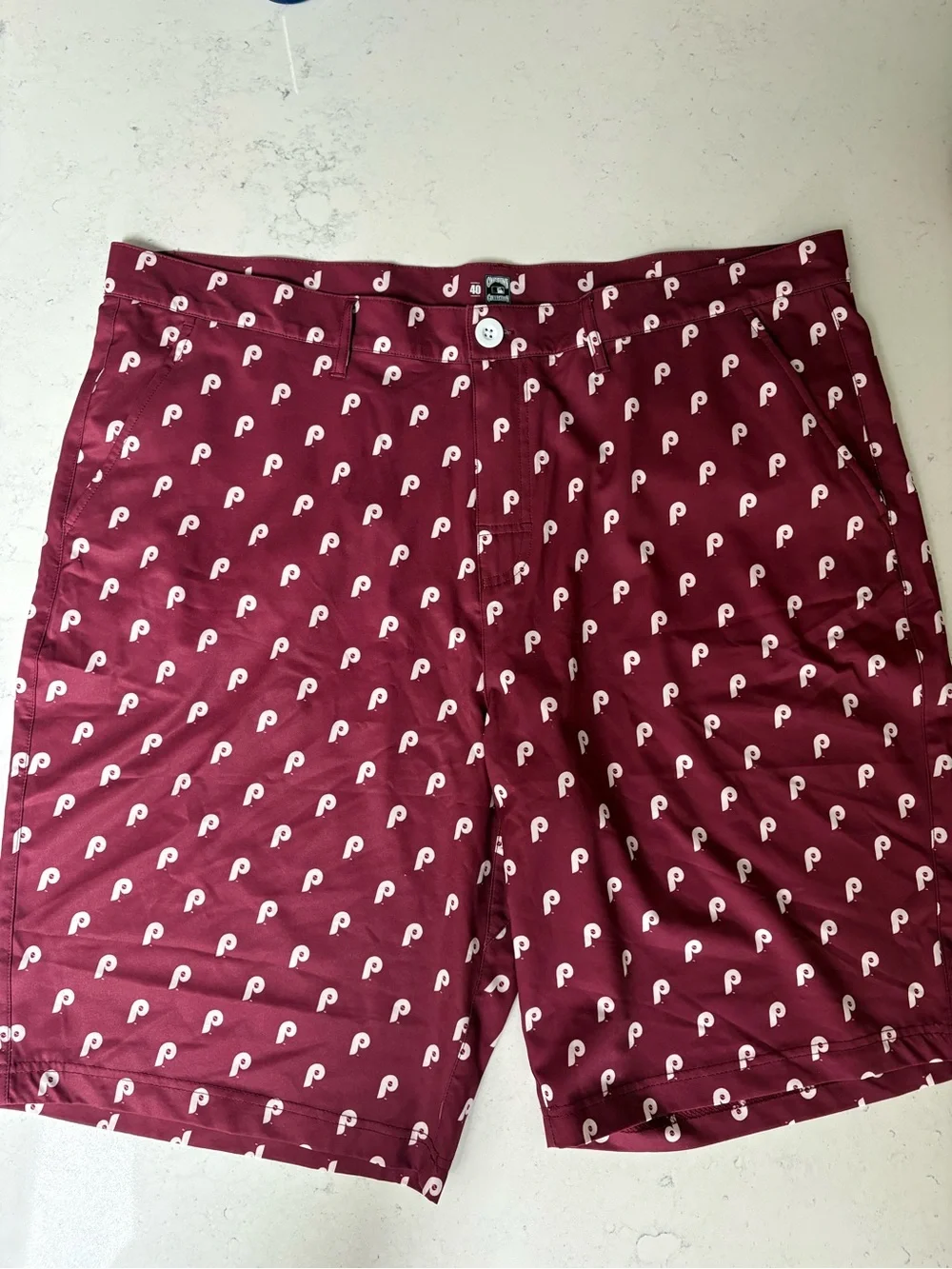 Men's Athletic Shorts - Maroon with White Pattern
